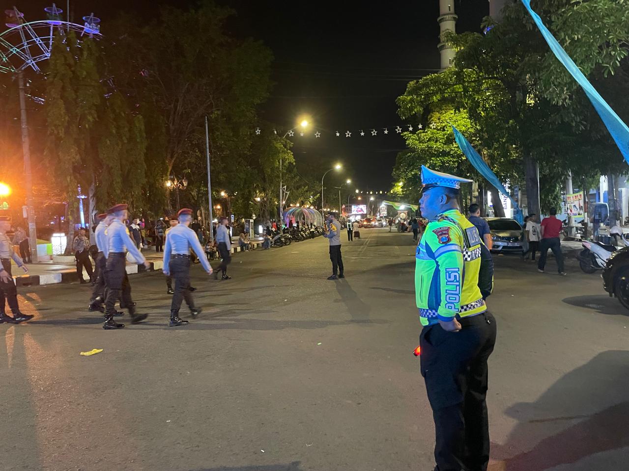 Polres Lamongan Laksanakan Pengamanan Takbir Keliling Peringatan Hari Raya Idul Adha 1445 H