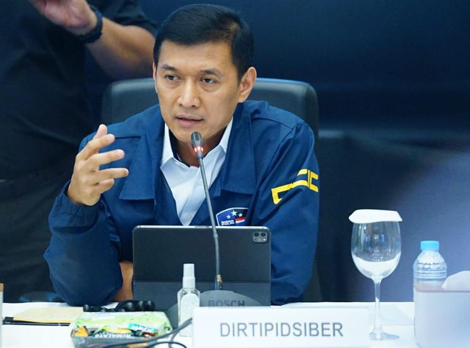 Buronan Interpol Red Notice Kasus Penipuan Online Internasional Berhasil Ditangkap